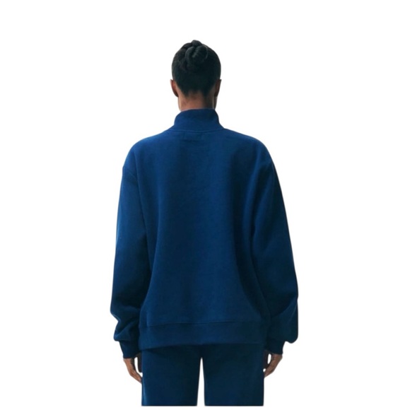 Parke Holiday Varsity Turtleneck 
Authentic New in Packaging - Picture 2 of 4